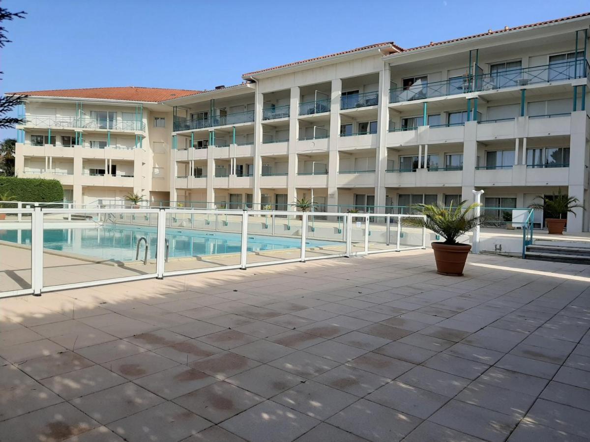 Appartement A Ciboure Avec Terrasse, Piscine Chauffee Et Parking - Ideal Golf Et Plage - Fr-1-239-551 Dış mekan fotoğraf